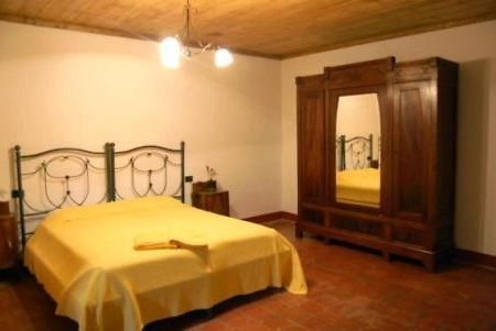 Гостевой дом Agriturismo La Curbastra Фаэнца Экстерьер фото